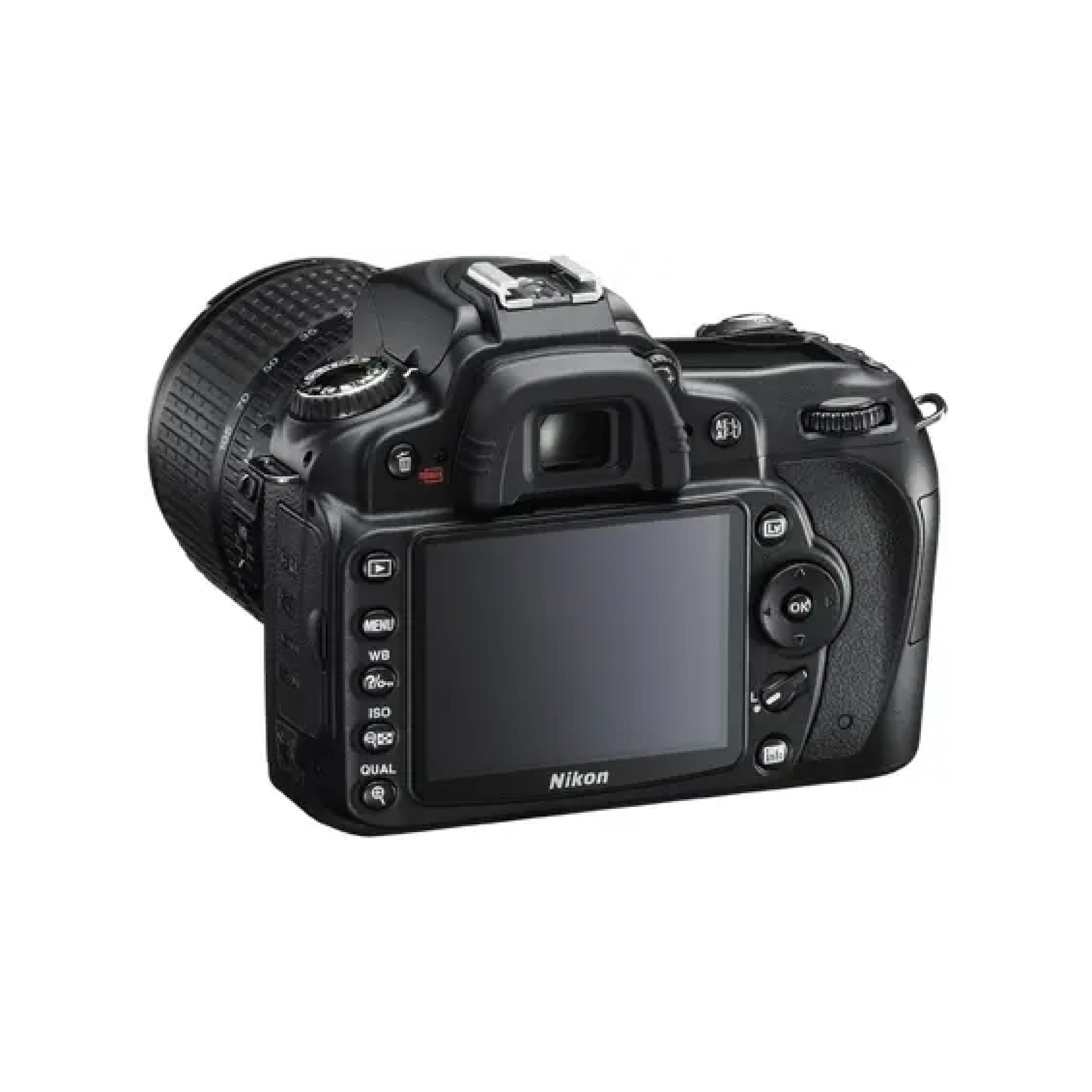 c) D90 12.3MP DX-Format CMOS Digital SLR Camera with 18-105 mm