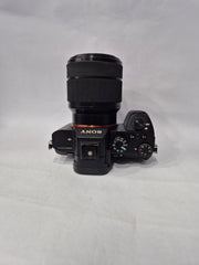 Sony alpha 7M2 mirrorless camera with FE 3.5-5.6/28-70mm OSS lens SK310