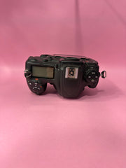 Nikon D500 Body | Professional DX DSLR | 20.9MP | 10 FPS | 4K UHD Video SK457