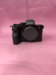 Sony Alpha 7 IV (A7M4) Mirrorless Camera Body – 33MP Full-Frame Hybrid Powerhouse SK334