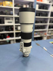 Sony FE 200-600mm f/5.6-6.3 G OSS Lens | Super Telephoto Zoom | Optical SteadyShot (OSS) | Fast & Precise Autofocus | Perfect for Wildlife, Bird, Sports & Aviation Photography | SK353