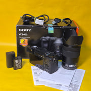 Sony Alpha a6400 Mirrorless Camera + 18-135mm OSS Lens | Excellent Condition | AS03