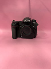 Nikon D500 Body | Professional DX DSLR | 20.9MP | 10 FPS | 4K UHD Video SK457