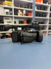 Panasonic AG-AC90 Professional Full HD AVCCAM Camcorder | 3MOS Sensor | 12x Optical Zoom | XLR Audio | SK329