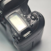 Pre-owned Canon EOS 77D + 18-55mm IS STM lens AS60