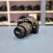 b) Nikon D40 DSLR Camera with 18-55mm Lens – SK266