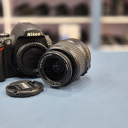 b) Nikon D40 DSLR Camera with 18-55mm Lens – SK266