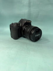 Canon EOS 200D DSLR Camera with Canon EF-S 18-55mm Lens | 24.2MP APS-C | Dual Pixel AF | Vari-Angle Touchscreen | Full HD | SK422