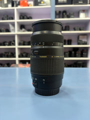 Tamron AF 70-300mm f/4-5.6 Di LD Macro Lens for Canon EF Mount | 1:2 Macro Capability | Full-Frame Telephoto Zoom | Lightweight & Versatile | SK319