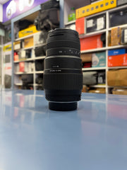 Sigma 70-300mm f/4-5.6 DG Telephoto Zoom Lens with Macro Mode | Full-Frame Compatible | SK321