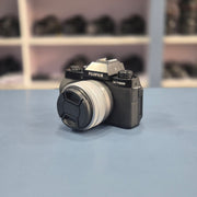 b) Fujifilm X-T200 with 15-45mm OIS PZ Lens – Mirrorless Camera | SK265