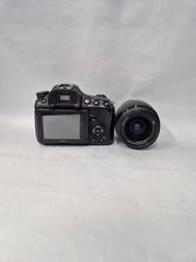 Sony alpha 58 with DT 3.5-5.6/18-55mm SAM II lens SK312