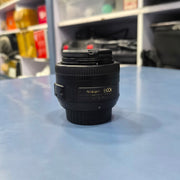 a) Nikon AF-S 35mm f/1.8G DX Lens | Fast Standard Prime Lens for Nikon DX DSLR | Sharp Everyday & Portrait Lens | SK163