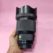 b) Sigma 85mm f/1.4 Art DG HSM Portrait Lens SK1008