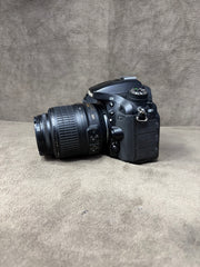 Nikon D7200 DSLR Camera with Nikon AF-S DX NIKKOR 18-55mm f/3.5-5.6G VR Lens | Used Camera for Sale | SK388
