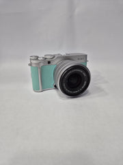 Fujifilm X-A7 with XC 15-45mm f/3.5-5.6 OIS PZ Lens | 24.2MP APS-C Mirrorless Camera | 4K Video | Flip Touchscreen | Perfect for Travel, Vlogging & Photography SK286