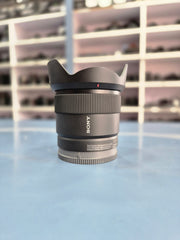SONY E 11mm f/1.8 – VLOGGING & LANDSCAPE LENS | SK292