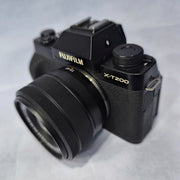Fujifilm X-T200 with XC 15-45mm f/3.5-5.6 OIS PZ Lens | 24.2MP Mirrorless Camera Kit for Photography, Travel, Vlogging & Content Creation | SK254
