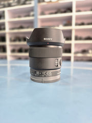 SONY E 11mm f/1.8 – VLOGGING & LANDSCAPE LENS | SK292