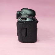 b) Canon EOS 5Dsr dslr full-frame Camera body SK1003