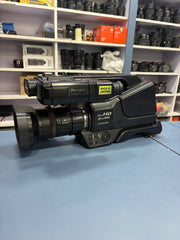 Panasonic HD-MDH2 Professional Shoulder-Mount Video Camera | 21x Optical Zoom | SK443
