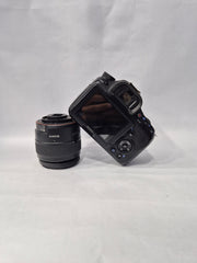 Sony alpha 58 with DT 3.5-5.6/18-55mm SAM II lens SK312