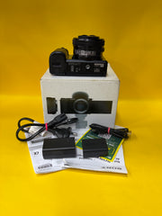 Sony ZV-E10 Mirrorless Camera with E PZ 16-50mm OSS Lens | 24.2MP APS-C | 4K Vlogging Camera | Excellent Condition SK463