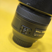 b) Nikon AF-S 85mm f/1.8G Portrait Lens – Sharp Prime for Nikon DSLR | SK267