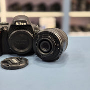 b) Nikon D40 DSLR Camera with 18-55mm Lens – SK266