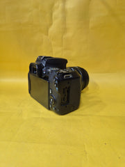 Canon EOS 200D + EF-S 18-55mm f/4-5.6 IS STM Lens | Beginner-Friendly DSLR Camera | SK269