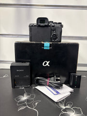 Sony Alpha 7R V (A7RM5) Mirrorless Camera Body | 61MP Full-Frame | 8K Video | AI Autofocus | SK435