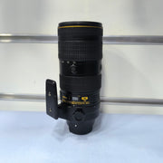 a) Nikon AF-S NIKKOR 70-200mm f/2.8 Lens | Professional Telephoto Zoom Lens for Nikon DSLR Cameras | Fast f/2.8 Aperture for Sports, Wildlife, Portrait & Wedding Photography | SK189