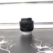 a) Nikon AF-S DX NIKKOR 35mm f/1.8G Lens | Fast Standard Prime Lens for Nikon DX DSLR Cameras | Portrait, Street & Low-Light Photography | SK176