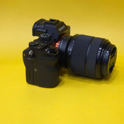 b) Sony A7 II Full-Frame Camera with 28-70mm Lens – Ready Stock | SK516