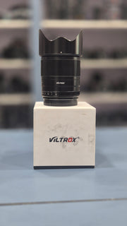 c) Viltrox AF 33mm F1.4 Portrait Lens (Excellent Condition)