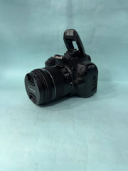 Canon EOS 200D DSLR Camera with Canon EF-S 18-55mm Lens | 24.2MP APS-C | Dual Pixel AF | Vari-Angle Touchscreen | Full HD | SK422