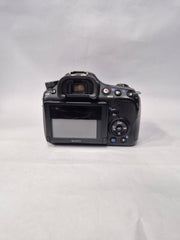 Sony alpha 58 with DT 3.5-5.6/18-55mm SAM II lens SK312