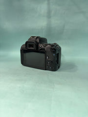 Canon EOS 200D DSLR Camera with Canon EF-S 18-55mm Lens | 24.2MP APS-C | Dual Pixel AF | Vari-Angle Touchscreen | Full HD | SK422