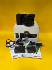 Sony ZV-E10 Mirrorless Camera with E PZ 16-50mm OSS Lens | 24.2MP APS-C | 4K Vlogging Camera | Excellent Condition SK463