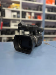 Panasonic AG-AC90 Professional Full HD AVCCAM Camcorder | 3MOS Sensor | 12x Optical Zoom | XLR Audio | SK329