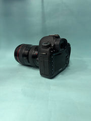Canon EOS 5D Mark III + Canon EF 24-105mm f/4L IS USM | 22.3MP Full-Frame DSLR | Professional Photo & Video Kit SK337