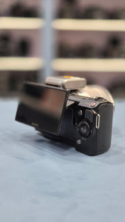 c) Sony NEX-5 with 18-55mm OSS Lens – Compact Mirrorless Camera