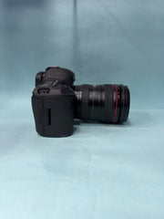 Canon EOS 5D Mark III + Canon EF 24-105mm f/4L IS USM | 22.3MP Full-Frame DSLR | Professional Photo & Video Kit SK337