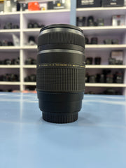 Tamron AF 70-300mm f/4-5.6 Di LD Macro Lens for Canon EF Mount | 1:2 Macro Capability | Full-Frame Telephoto Zoom | Lightweight & Versatile | SK319