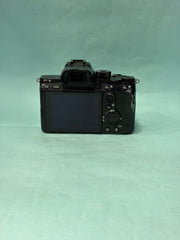 Sony Alpha 7R III (A7R3) Mirrorless Camera Body | 42.4MP Full-Frame | SK467