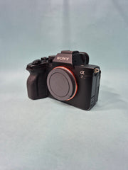 Sony A7 IV (7M4) Body | 33MP Full-Frame Mirrorless Hybrid Camera | Pro Photo & 4K Video Powerhouse SK285