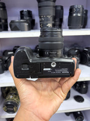 Panasonic LUMIX G7 Mirrorless Camera with Lumix G Vario 14-42mm f/3.5-5.6 Lens | 16MP | 4K Video | SK424