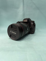 Canon 6D Mark ll with EF 24-105mm 1:4 L IS II USM SK322