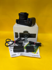Sony ZV-E10 Mirrorless Camera with E PZ 16-50mm OSS Lens | 24.2MP APS-C | 4K Vlogging Camera | Excellent Condition SK463