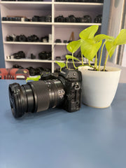 Nikon Z6 Mirrorless Camera with NIKKOR Z 24-70mm f/4 S Lens | Full-Frame | SK390